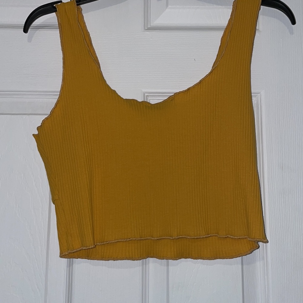 Shein Crop Top - Picture 2 of 3